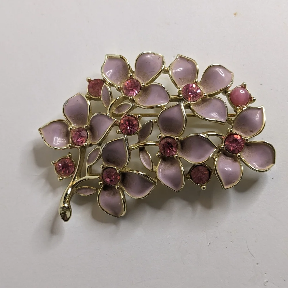 Vintage Sarah‎ Coventry Pink And Purple Enamel Floral Brooch